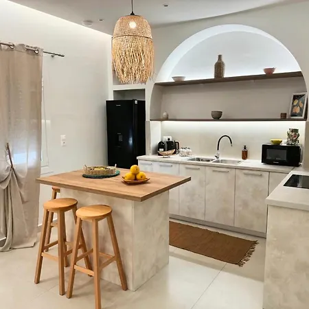 Tresoria Boutique * Andros Town