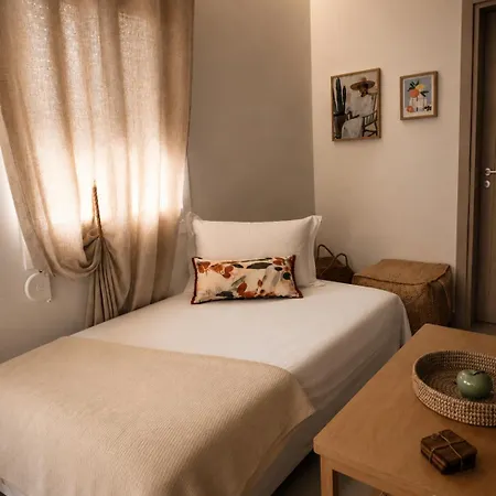 Tresoria Boutique * Andros Town